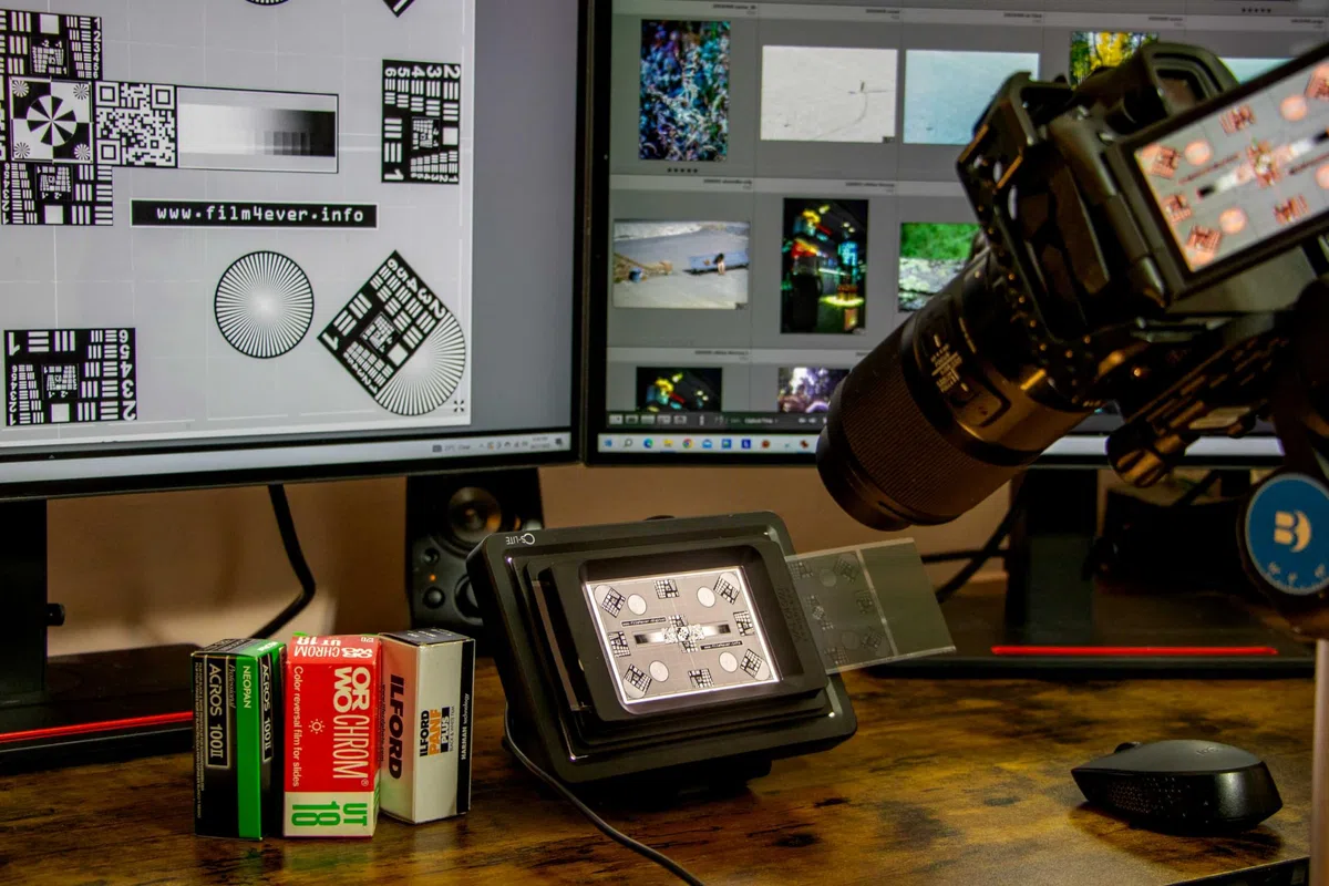 35 mm Hi-Res (5 Frames) und Typ 120 Vlads Focus Checker Hochauflösende Kalibrierungszieldiagramm-Kombination für Digitalisierung, Kamera-Scanning, Nutzen Sie Ihre Objektivschärfe und Auflösung voll
