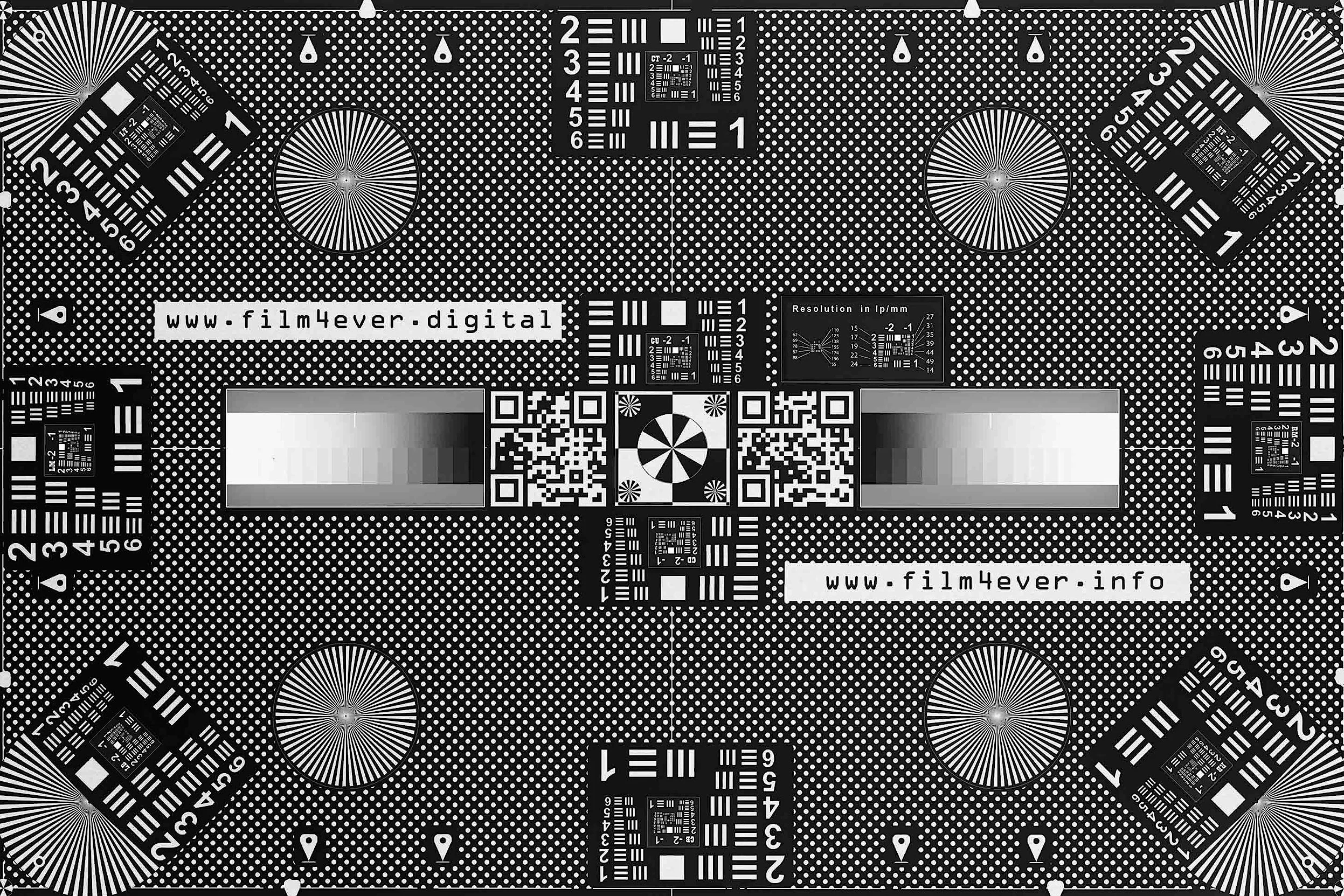 35 mm Hi-Res (5 Frames) und Typ 120 Vlads Focus Checker Hochauflösende Kalibrierungszieldiagramm-Kombination für Digitalisierung, Kamera-Scanning, Nutzen Sie Ihre Objektivschärfe und Auflösung voll